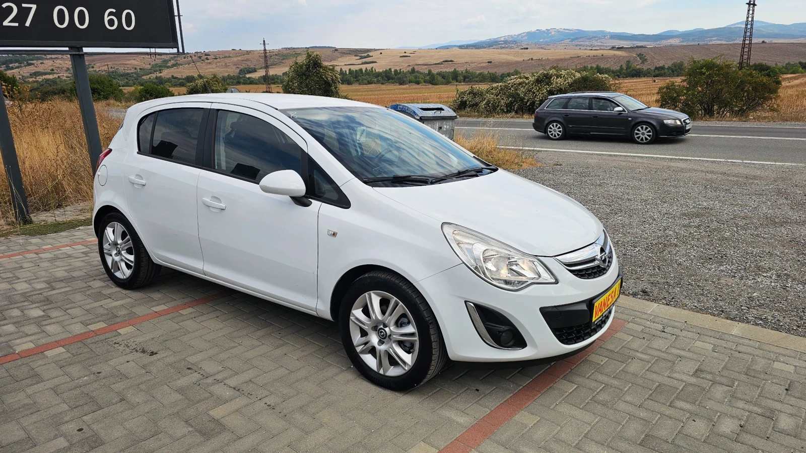 Opel Corsa 1.3CDTI- COSMO-TOPP, снимка 5 - Автомобили и джипове - 55332069