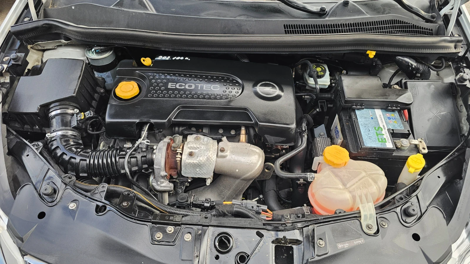 Opel Corsa 1.3CDTI- COSMO-TOPP, снимка 16 - Автомобили и джипове - 55332069