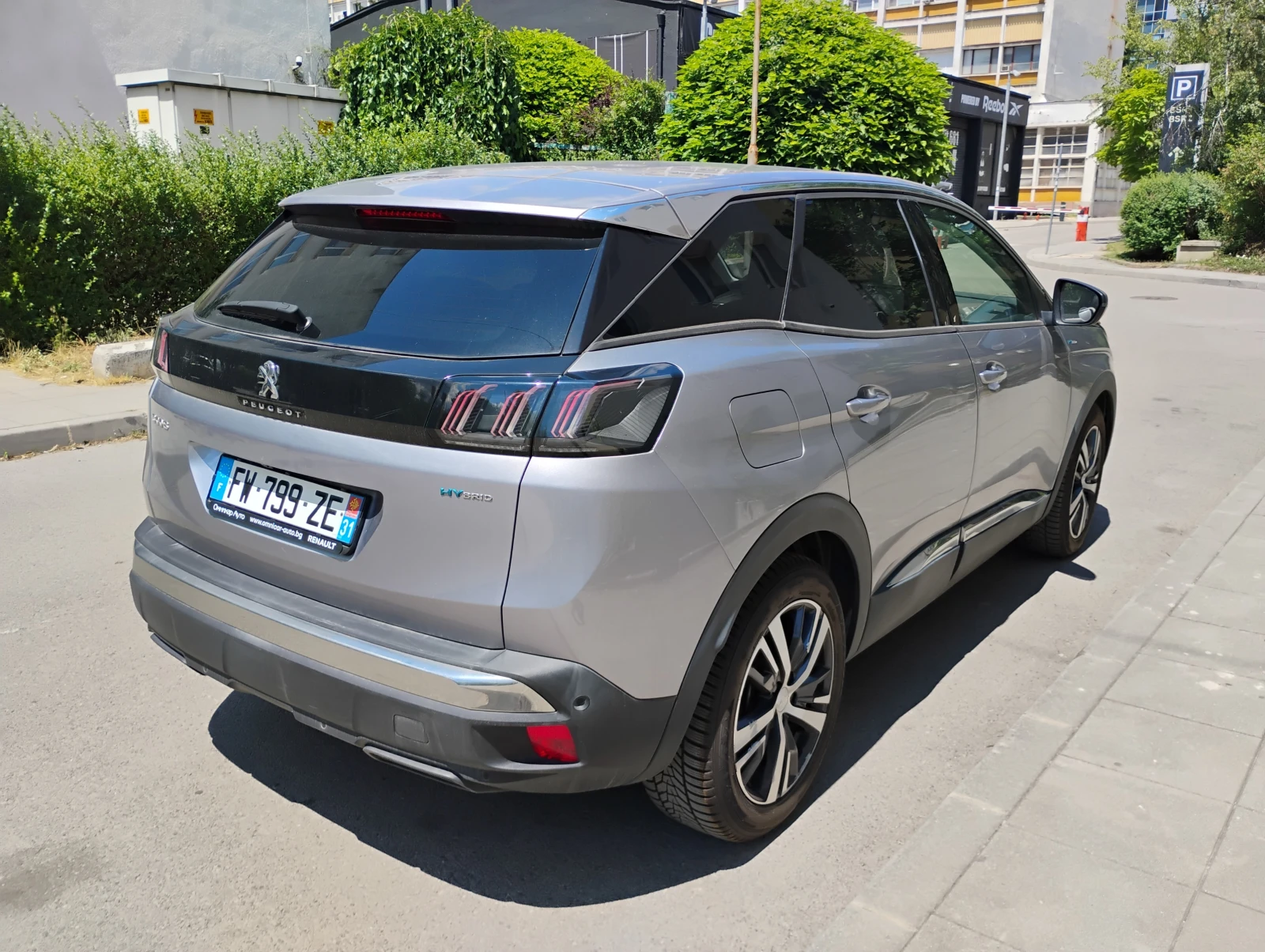 Peugeot 3008 1.6 Plug-in Hybrud, снимка 5 - Автомобили и джипове - 55346450