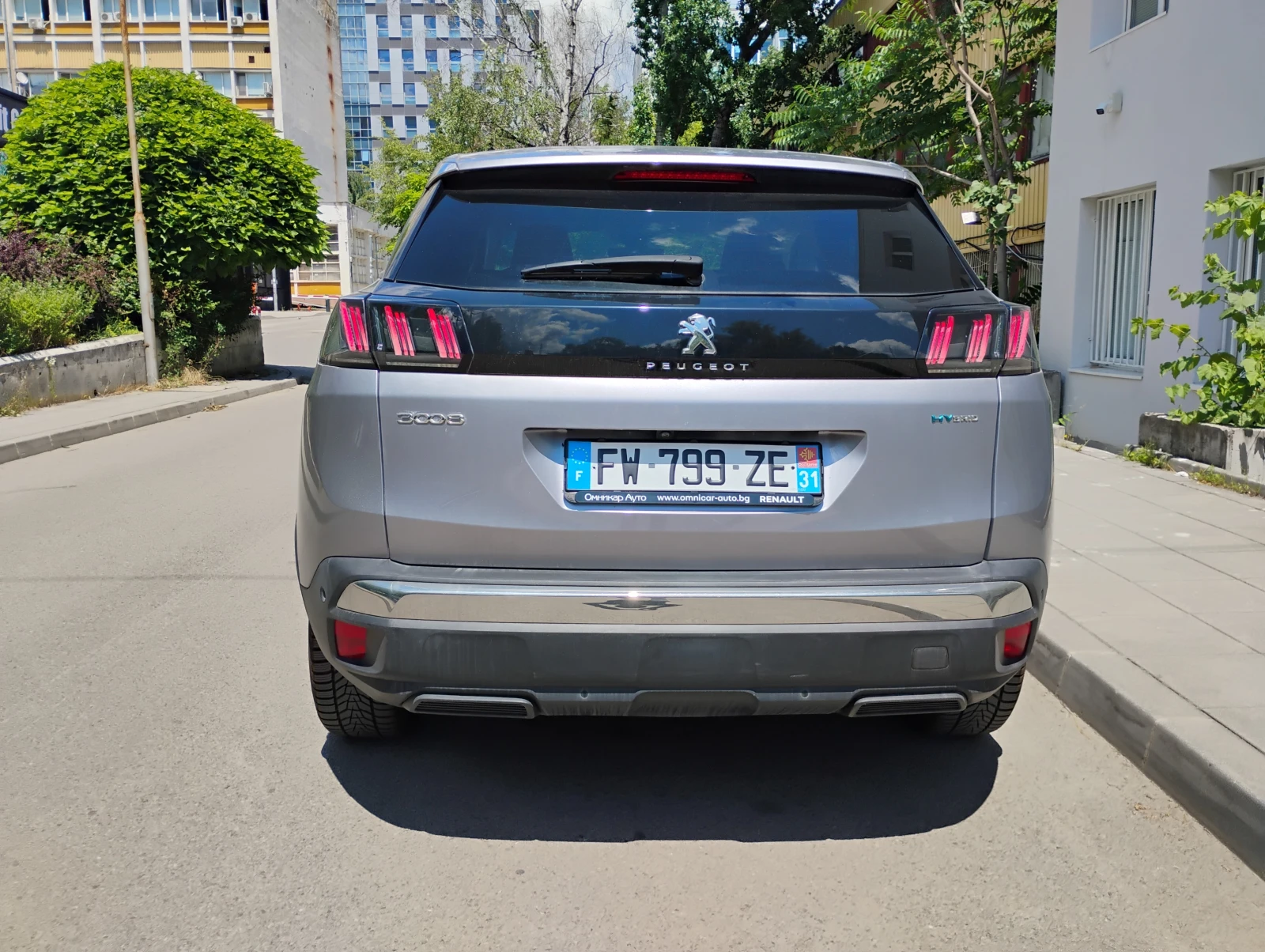 Peugeot 3008 1.6 Plug-in Hybrud, снимка 6 - Автомобили и джипове - 55346450