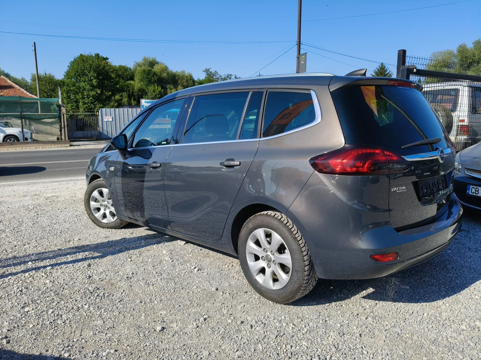 Opel Zafira 1.6CDTI Tourer ecoFlex FULL, снимка 4 - Автомобили и джипове - 55743035
