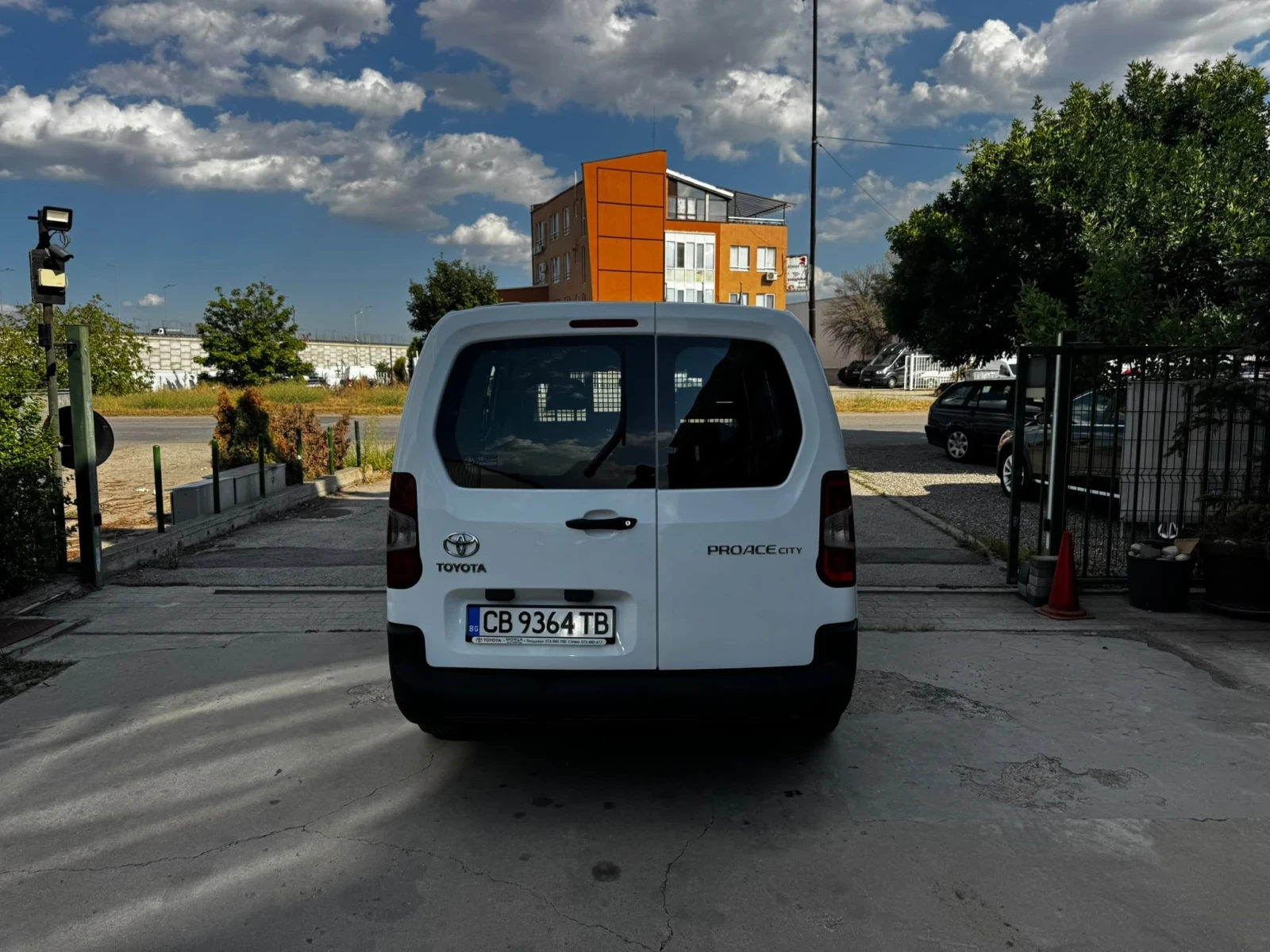 Toyota Proace City 1.6 hdi Lange  | Mobile.bg � ����������� 3