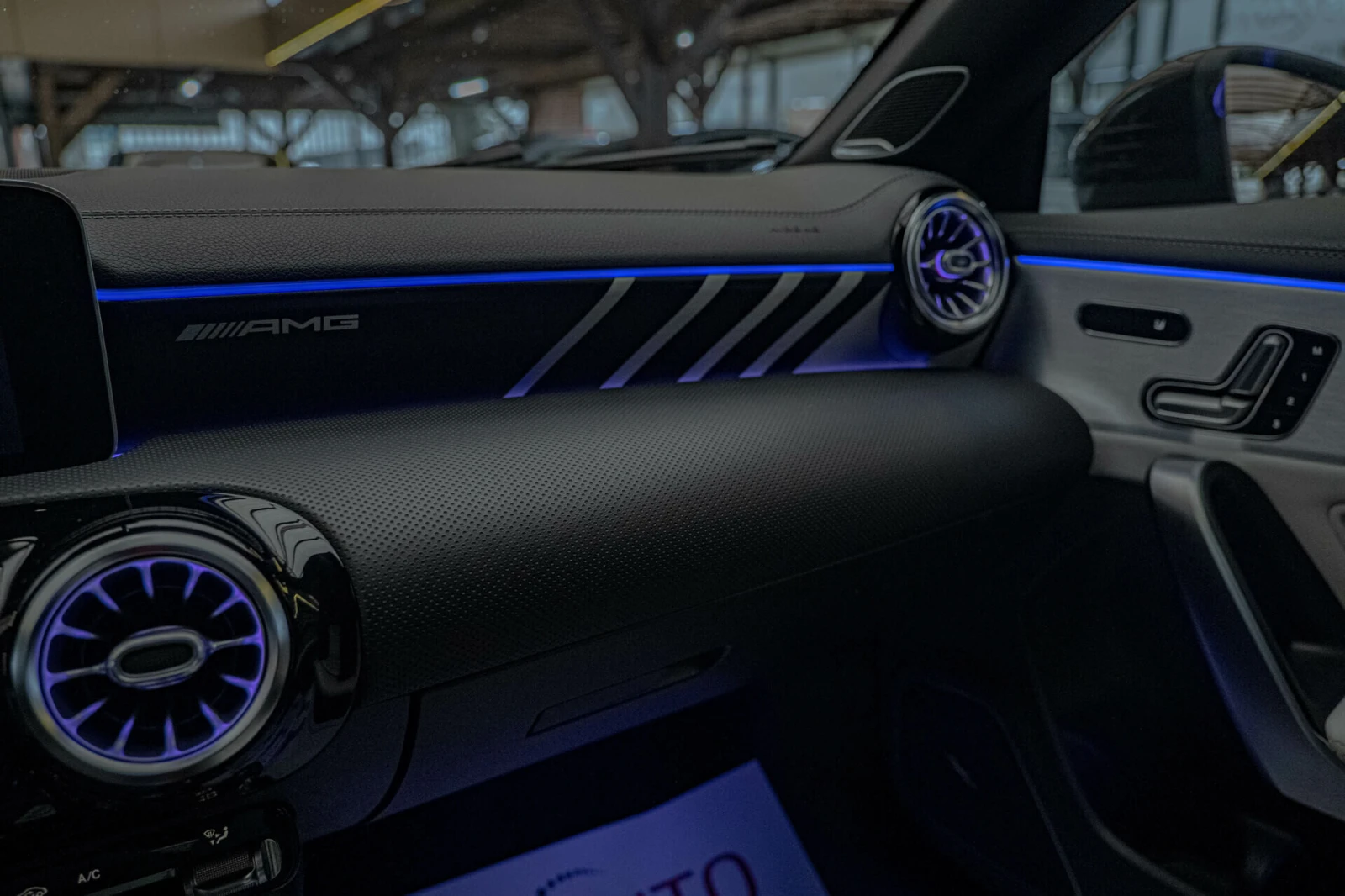 Mercedes-Benz CLA 45 AMG Magno/4Matic+ /Burmester/Ambient/Dynamic+ /Pano/�� | Mobile.bg � ����������� 9