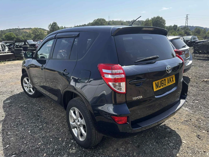 Toyota Rav4 2. 2 D-4D (150 к. с. ), 4x4 НА ЧАСТИ , снимка 4 - Автомобили и джипове - 52557154