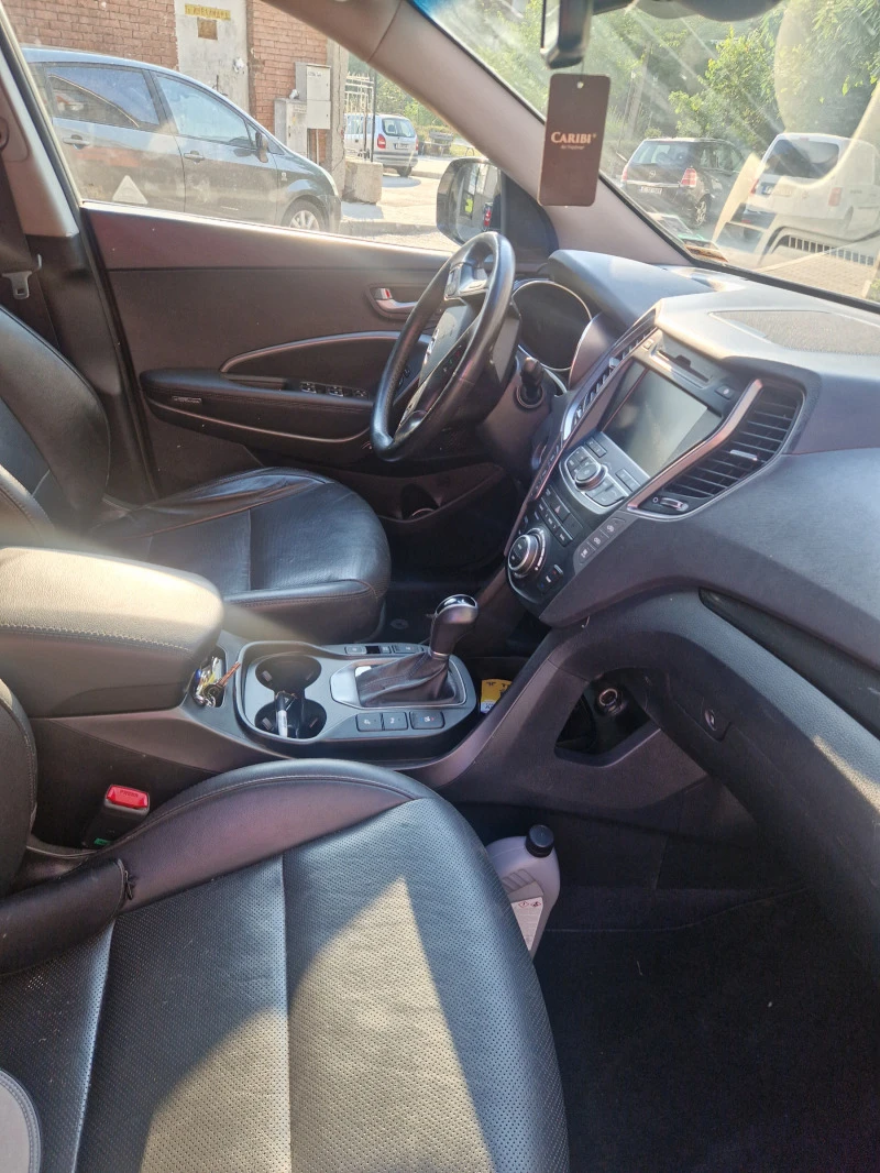 Hyundai Santa fe Grand 2.2CRDI 4WD, снимка 6 - Автомобили и джипове - 46751883