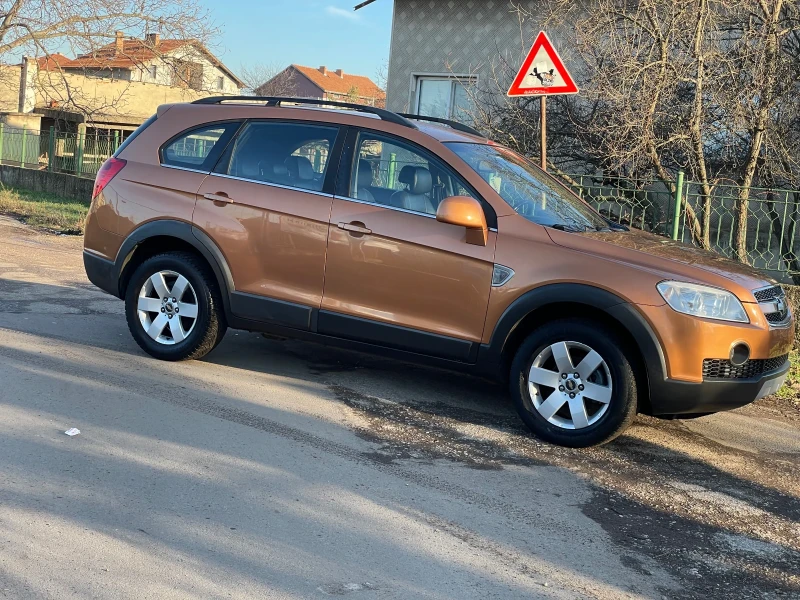 Chevrolet Captiva 2.4i* 4x4* , снимка 15 - Автомобили и джипове - 48619541