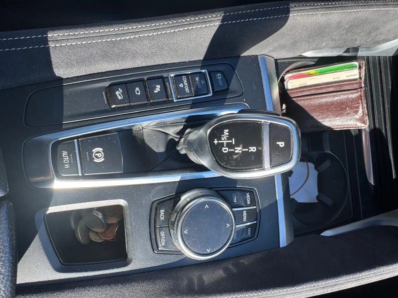 BMW X6 3.0D* XDrive* KEYLESS* HARMAN/KARDON* РЕГИСТРИРАН*, снимка 13 - Автомобили и джипове - 51761815
