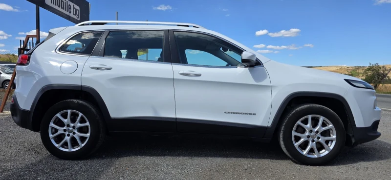 Jeep Cherokee 2.0 M-jet-2-4WD-170hp-Longitude-Automat, снимка 6 - Автомобили и джипове - 51794384