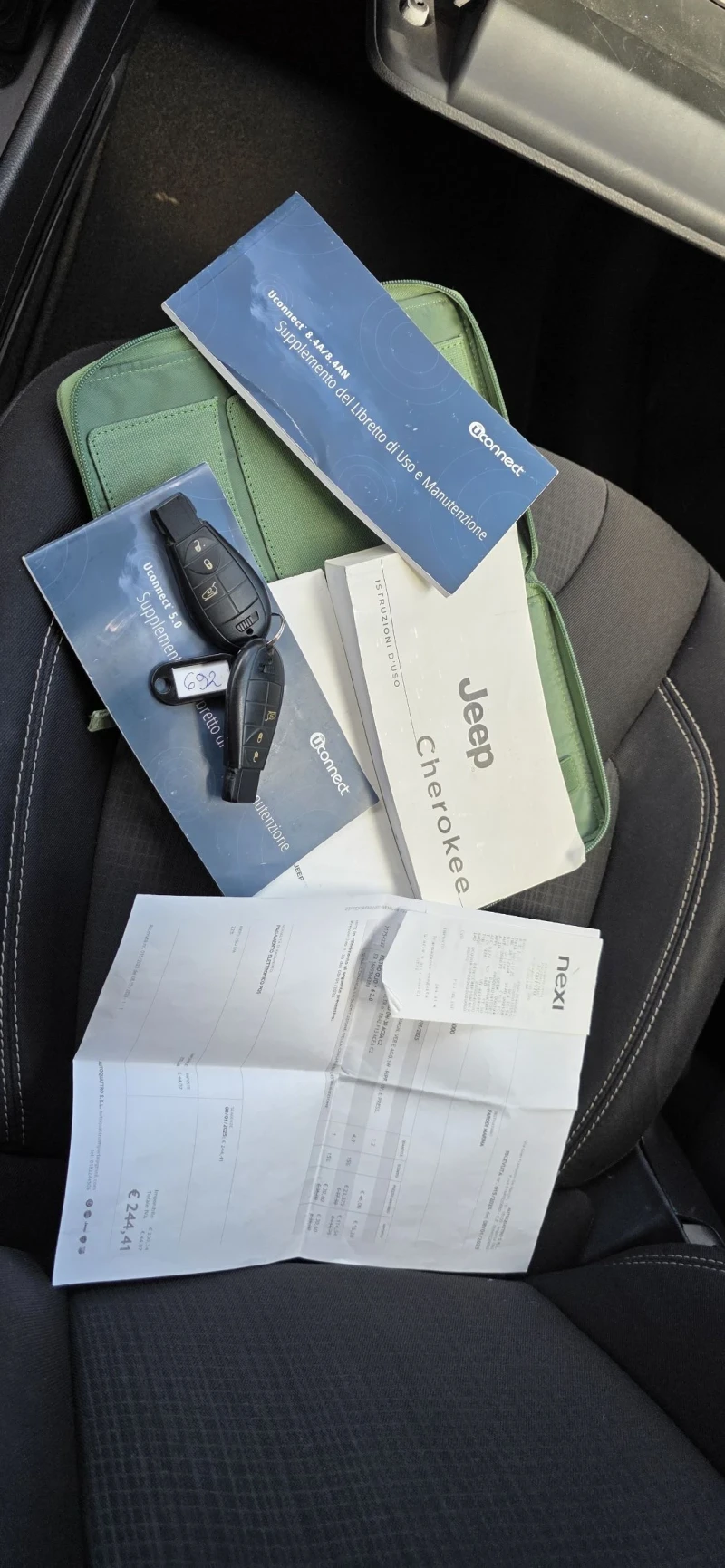 Jeep Cherokee 2.0 M-jet-2-4WD-170hp-Longitude-Automat, снимка 17 - Автомобили и джипове - 51794384