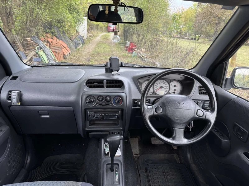 Daihatsu Terios 1.3 , снимка 9 - Автомобили и джипове - 52127690