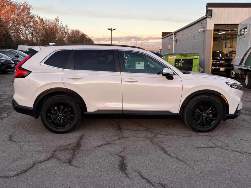 Honda Cr-v * Sport * CARFAX * БЕЗ ПЪРВОНАЧАЛНА ВНОСКА, снимка 3 - Автомобили и джипове - 53128608