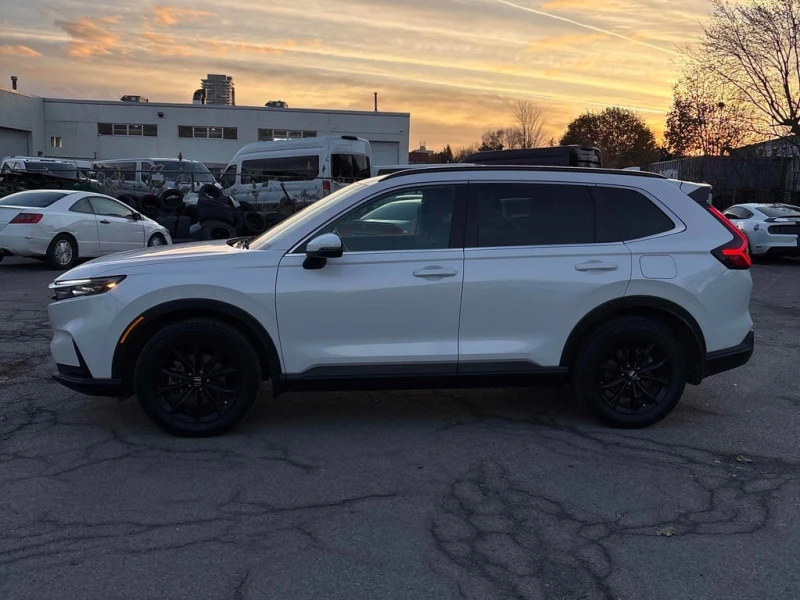 Honda Cr-v * Sport * CARFAX * БЕЗ ПЪРВОНАЧАЛНА ВНОСКА, снимка 2 - Автомобили и джипове - 53128608