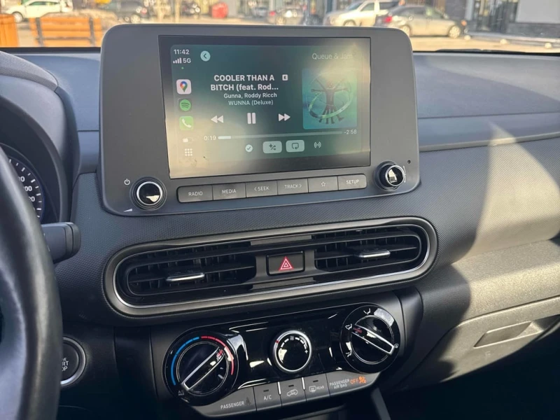 Hyundai Kona Preferred * CARFAX * ПОДГРЕВИ, снимка 14 - Автомобили и джипове - 53344748