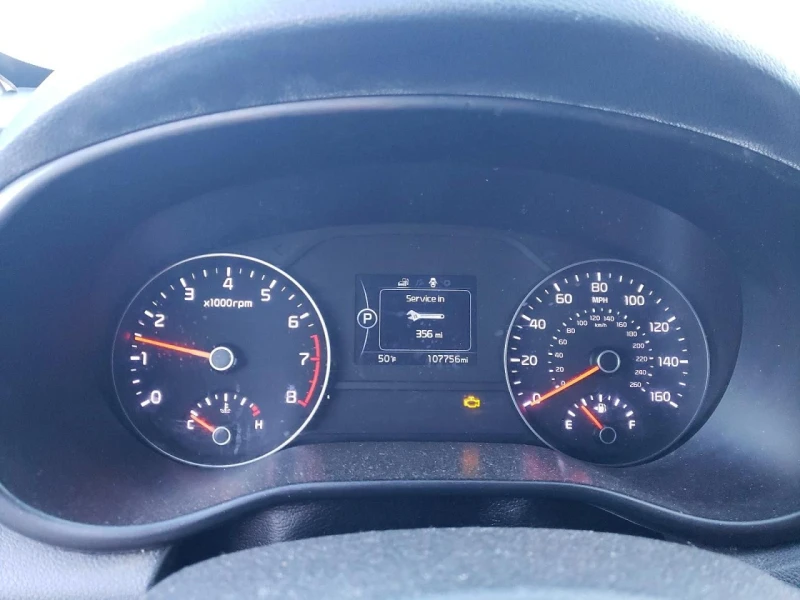 Kia Sportage, снимка 9 - Автомобили и джипове - 53440845