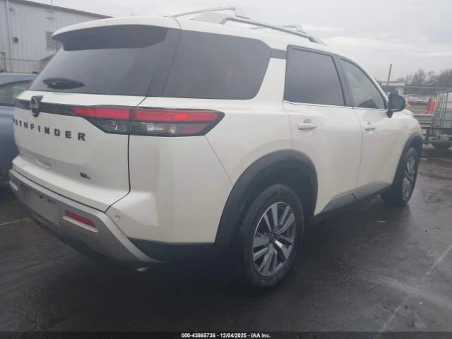 Nissan Pathfinder, снимка 6 - Автомобили и джипове - 53224372