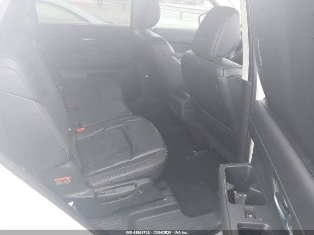 Nissan Pathfinder, снимка 8 - Автомобили и джипове - 53224372