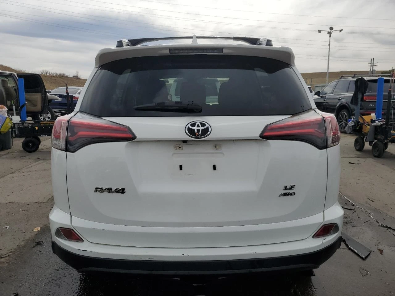 Toyota Rav4 2017 TOYOTA RAV4 LE  - изображение 5