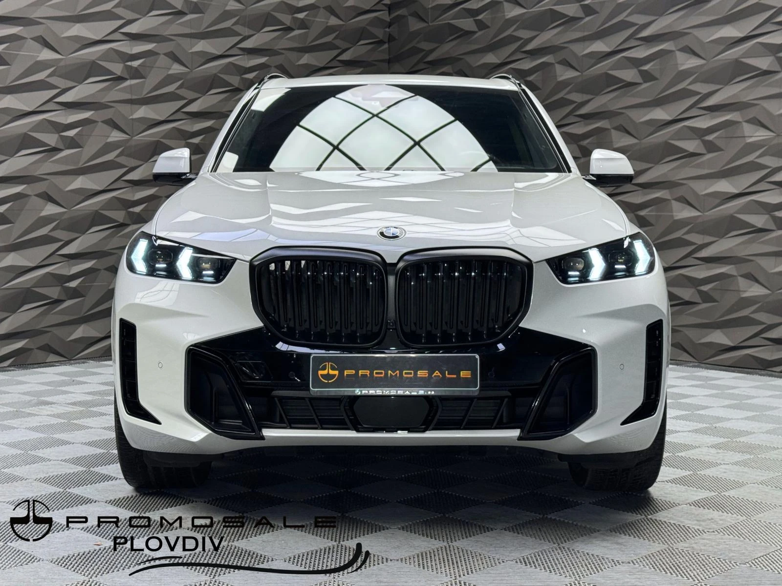 BMW X5 xDrive40i M-pack H&K* 360* Vent - изображение 2