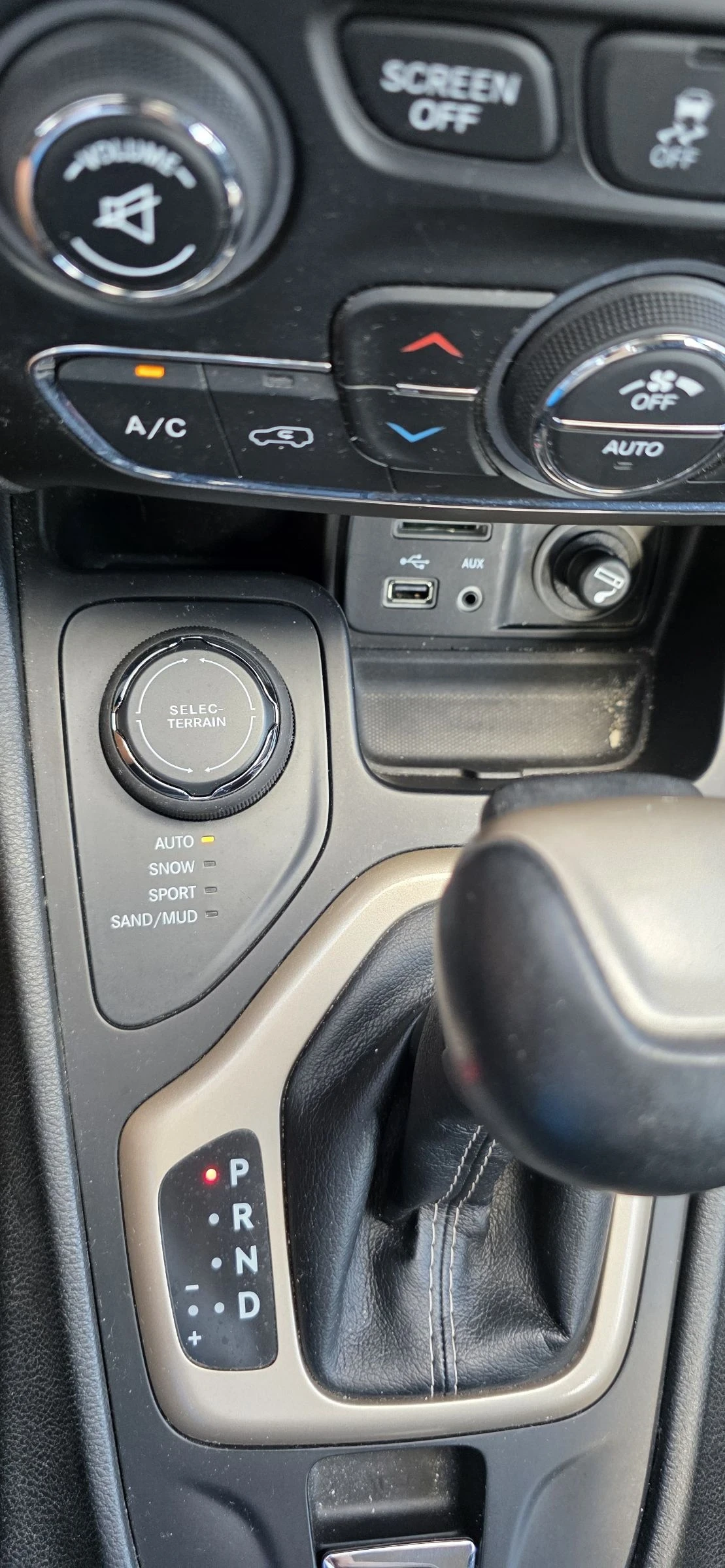 Jeep Cherokee 2.0 M-jet-2-4WD-170hp-Longitude-Automat | Mobile.bg   15