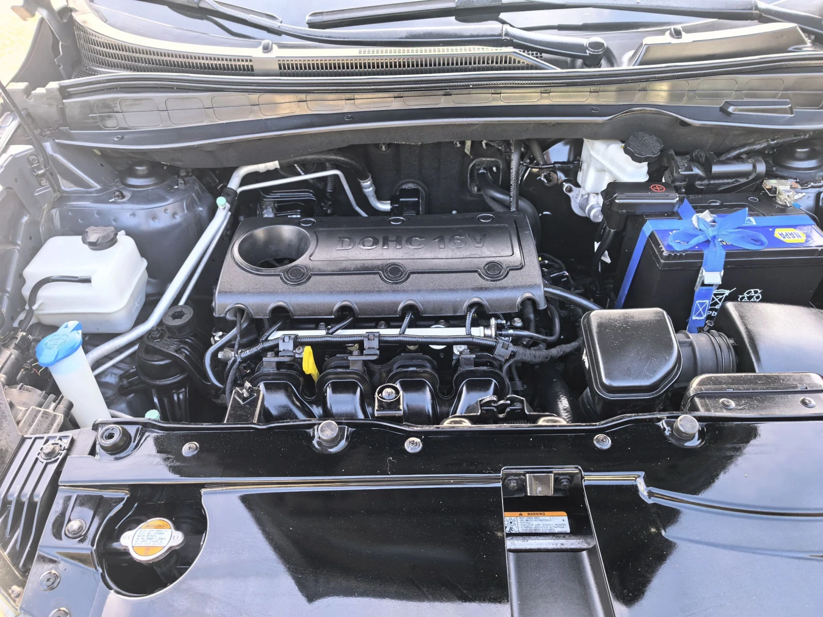 Hyundai IX35 2, 0 Бензин 163 коня  внос ХОЛАНДИЯ, снимка 8 - Автомобили и джипове - 54230049