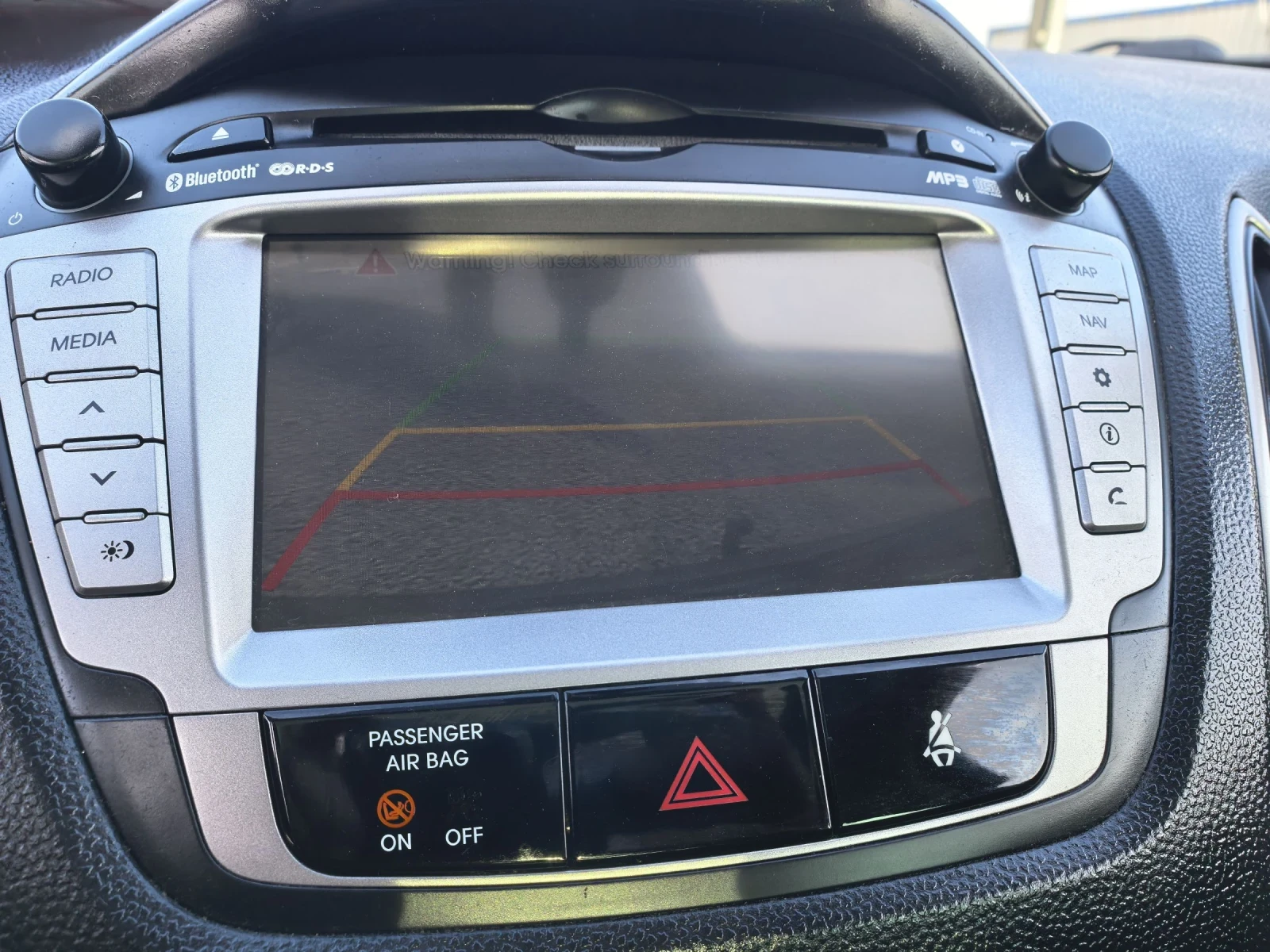 Hyundai IX35 2, 0 Бензин 163 коня  внос ХОЛАНДИЯ, снимка 11 - Автомобили и джипове - 54230049