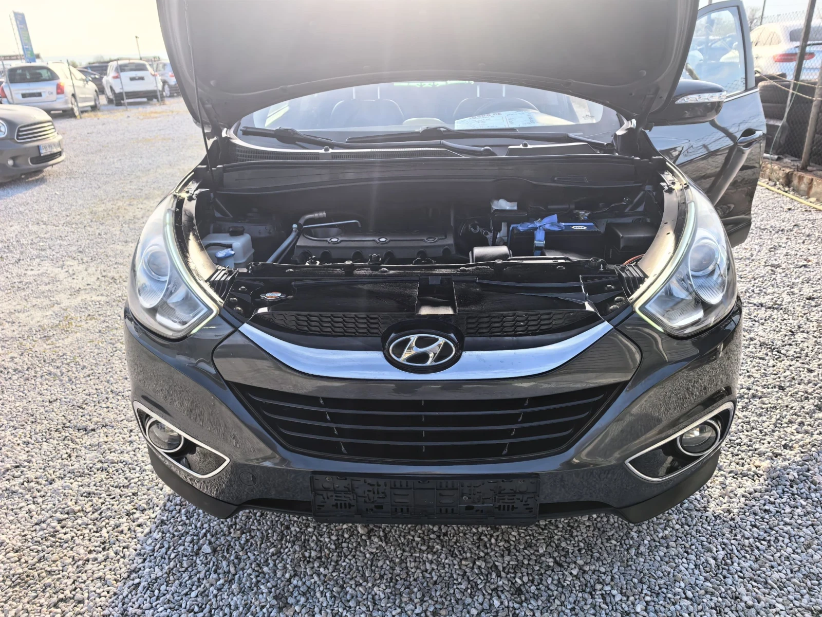 Hyundai IX35 2, 0 Бензин 163 коня  внос ХОЛАНДИЯ, снимка 7 - Автомобили и джипове - 54230049