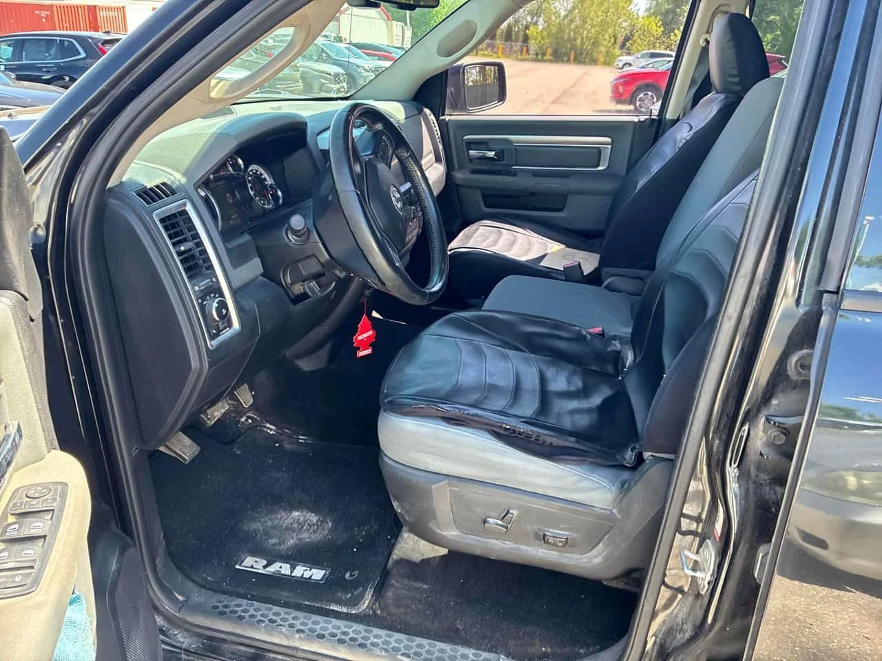 Dodge RAM 1500 * Big Horn * CARFAX * ��� ������������ ������ | Mobile.bg � ����������� 5