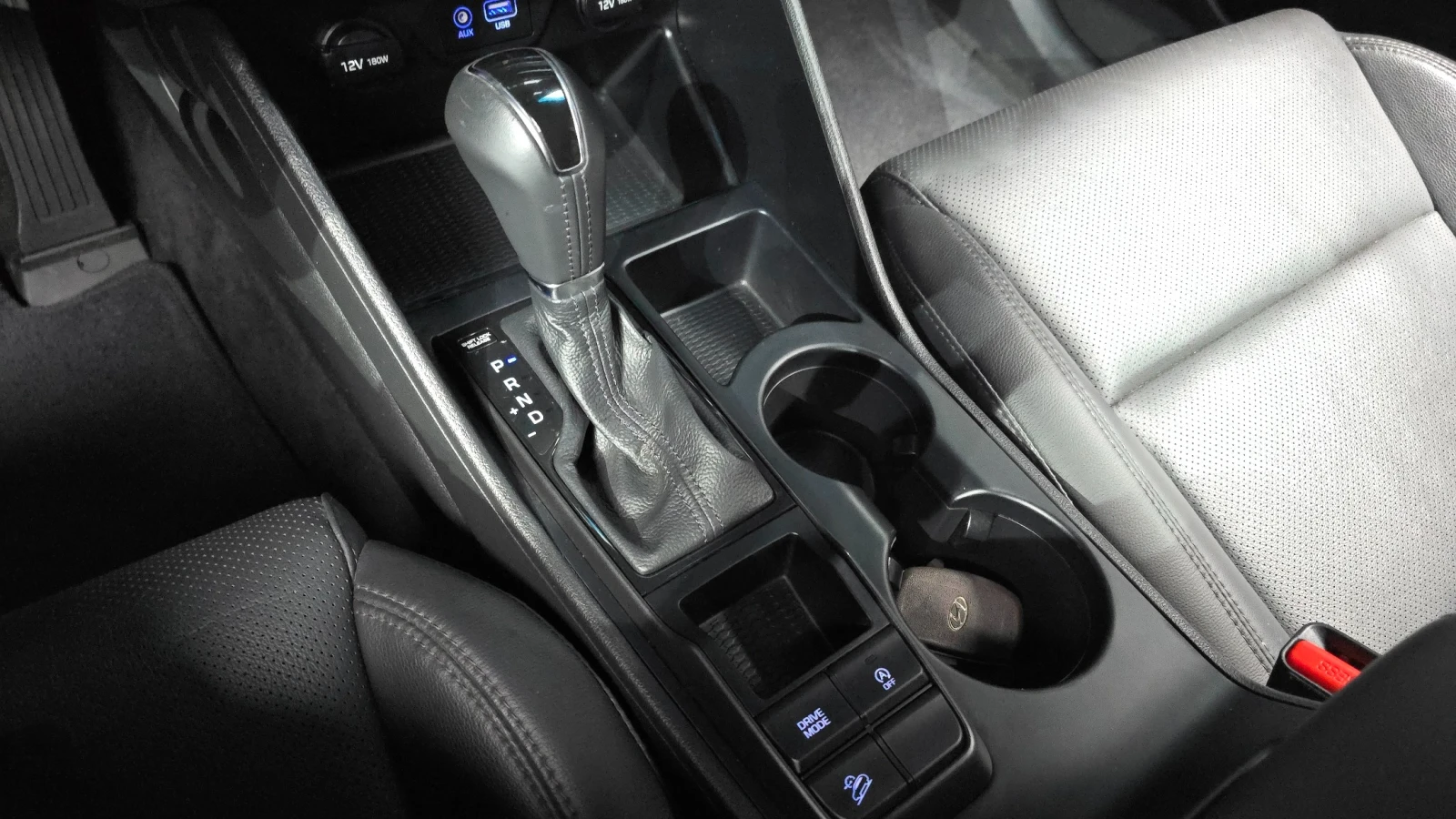 Hyundai Tucson * 4WD* ЦЕНАДОБГ* , снимка 5 - Автомобили и джипове - 54962257
