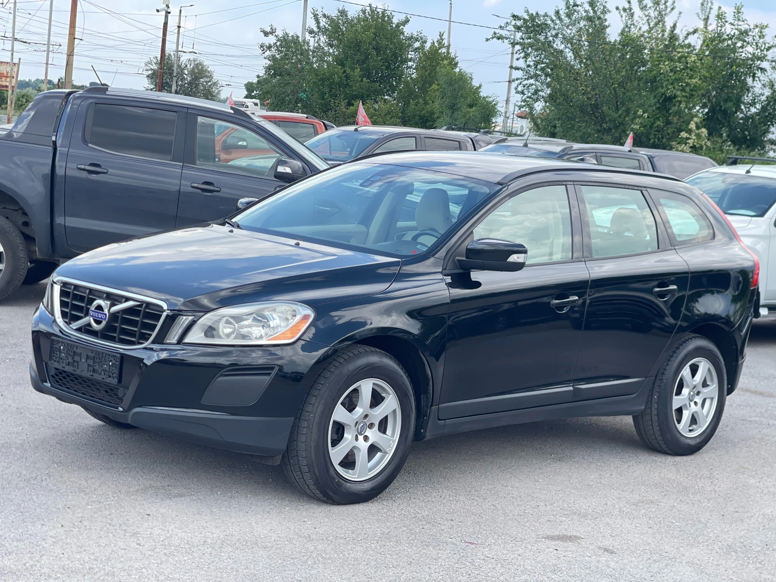 Volvo XC60 2.4 D5, снимка 2 - Автомобили и джипове - 55009671
