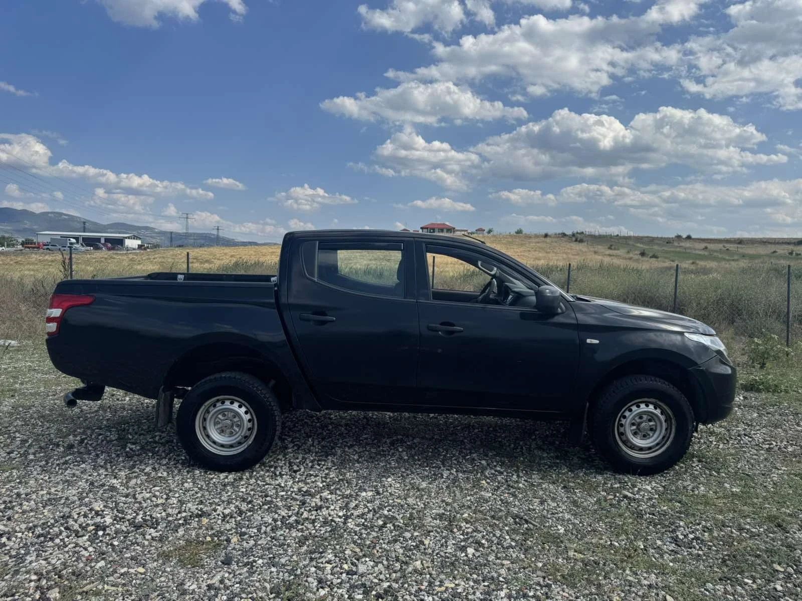 Mitsubishi L200 2.4Di, снимка 2 - Автомобили и джипове - 55494853