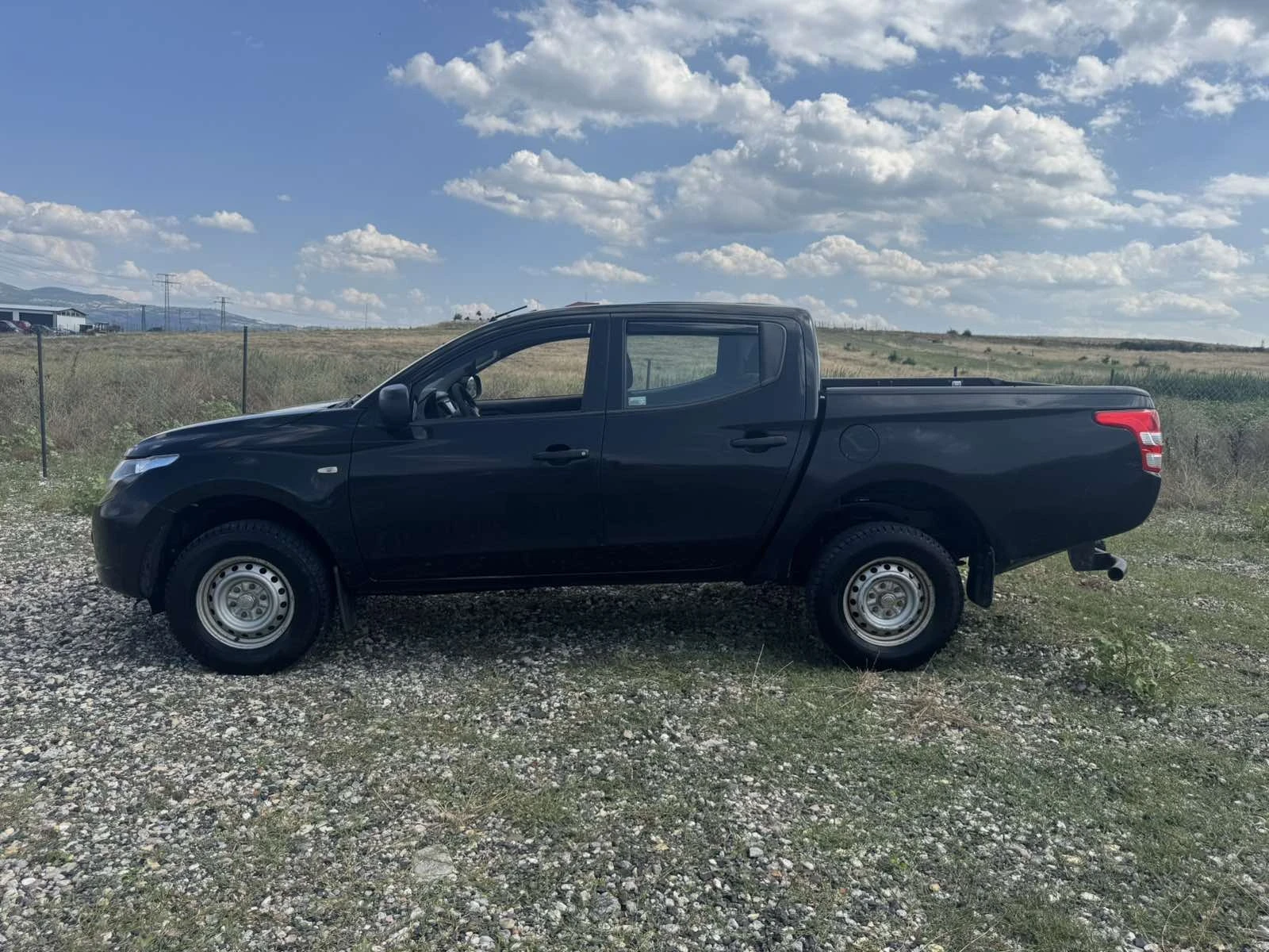 Mitsubishi L200 2.4Di, снимка 3 - Автомобили и джипове - 55494853