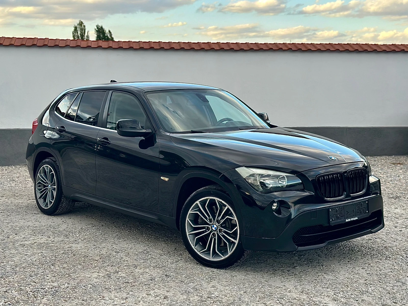 BMW X1 ПОДГРЕВ/АВТОМАТИК/КОЖА, снимка 2 - Автомобили и джипове - 55672131