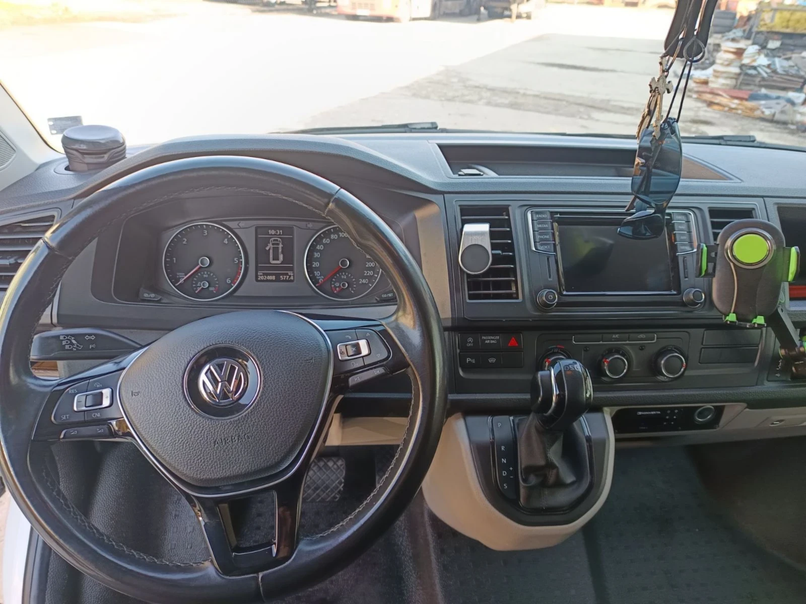 VW T6 Хладилен, снимка 8 - Бусове и автобуси - 53906211