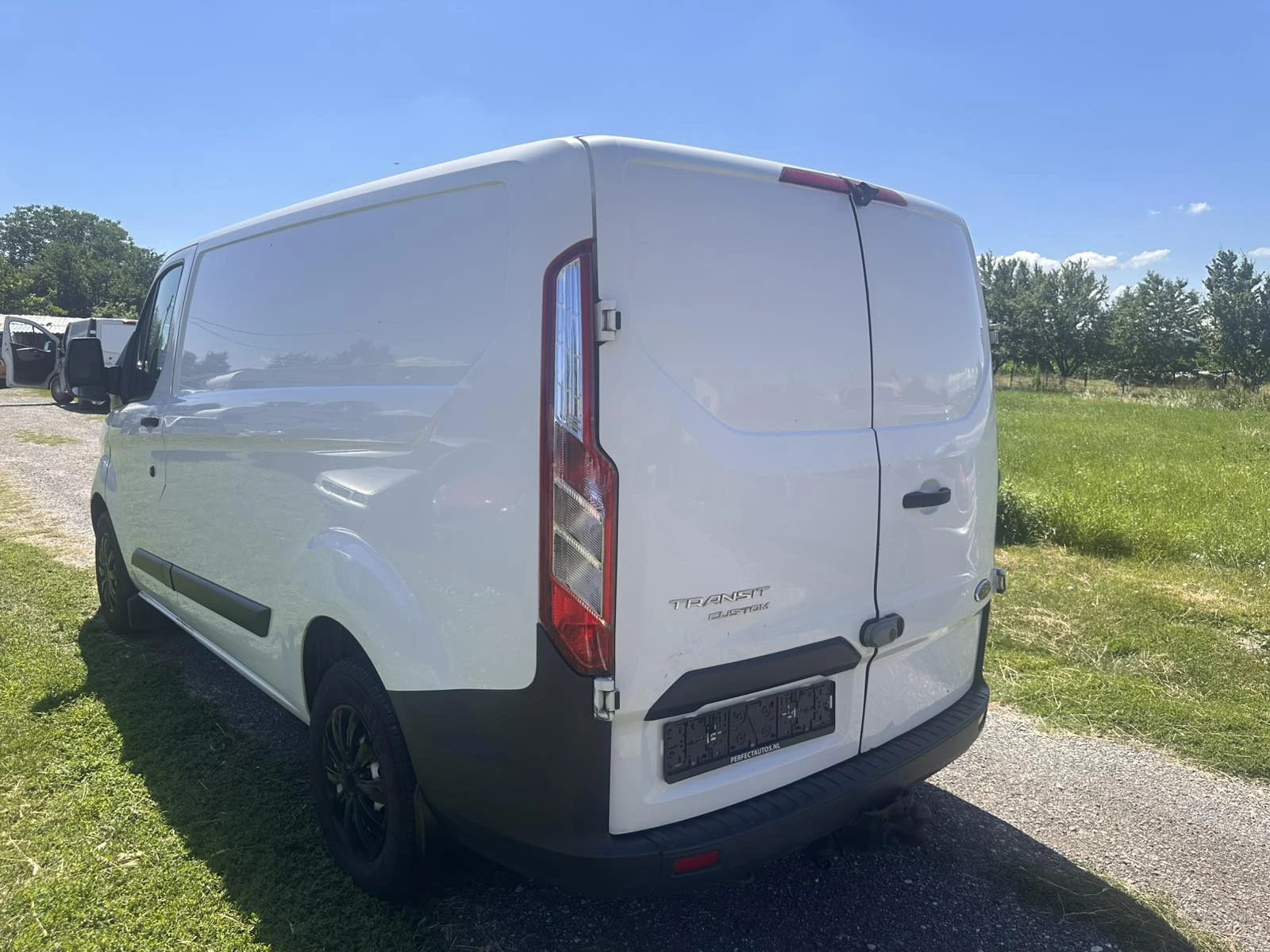 Ford Transit Custom FCC 2.2 TDCI, снимка 2 - Бусове и автобуси - 55329132