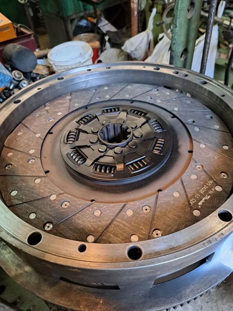 Бетон помпа Mercedes-Benz 2429, снимка 8 - Индустриална техника - 52706609