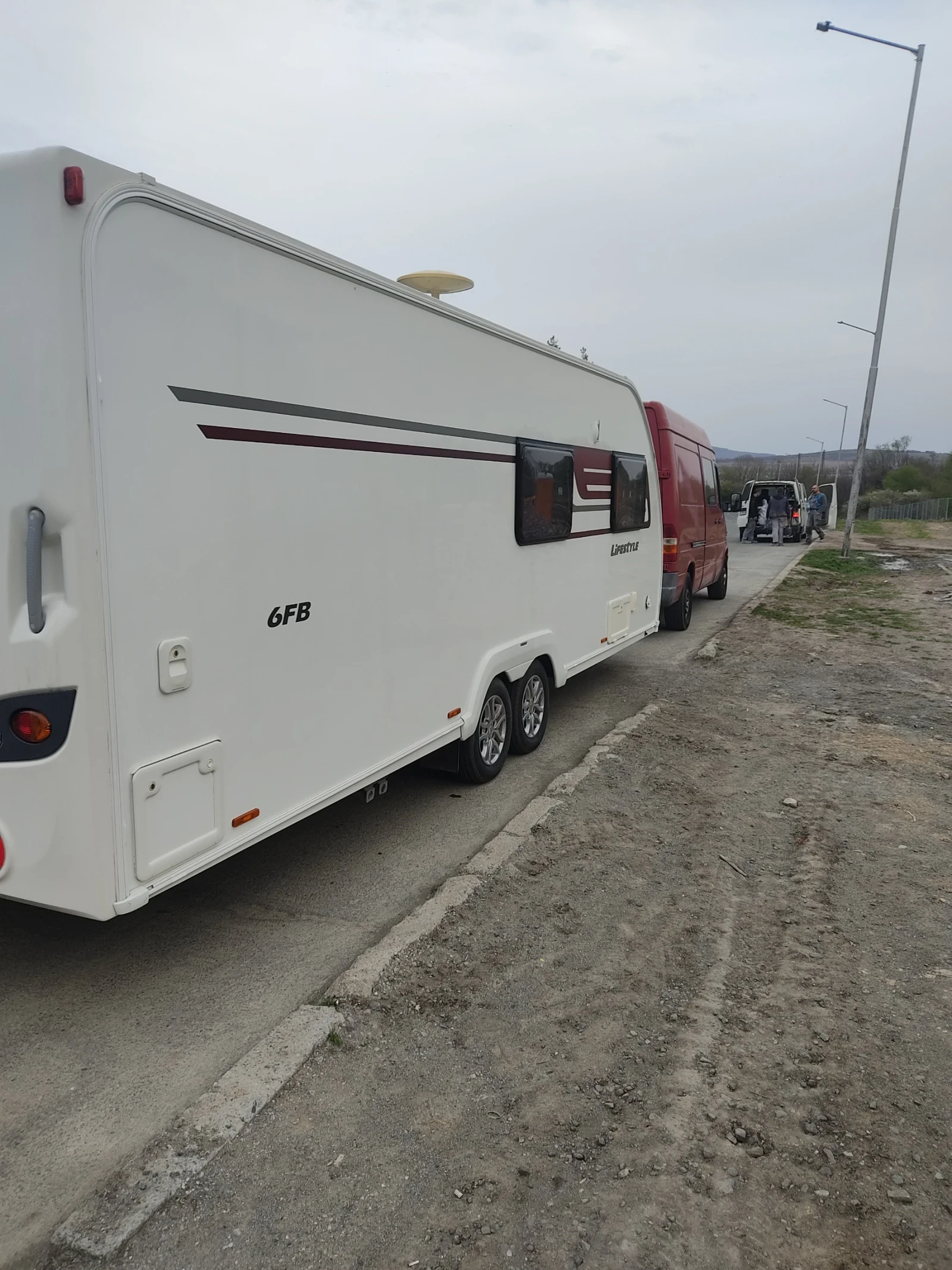 Каравана Swift Lifestyle 6FB, снимка 10 - Каравани и кемпери - 54735230