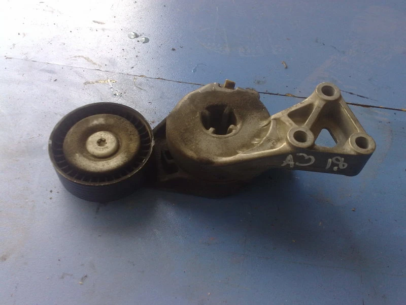 Обтегач пистов ремък за Ауди А3 1.8 