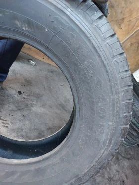 Гуми Зимни 215/75R16, снимка 3