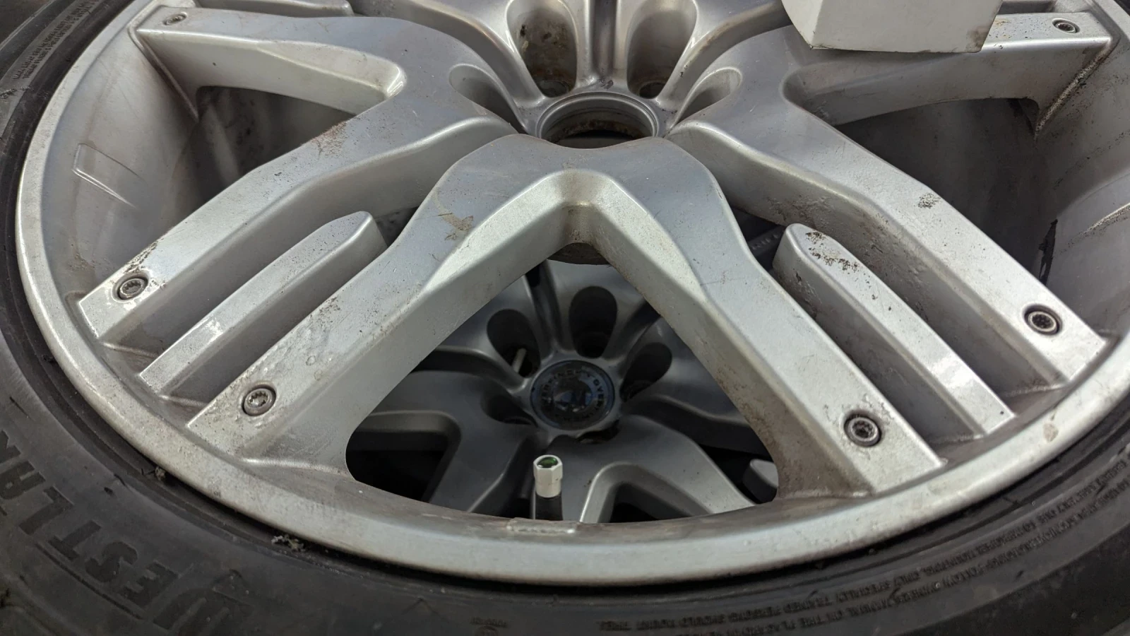 ���� � ������ 285/35R22 �� Land Rover Range Rover Sport | Mobile.bg � ����������� 9