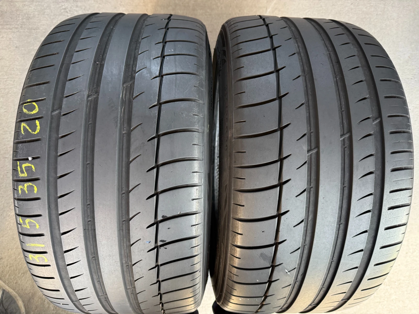 Гуми Летни 315/35R20, снимка 4 - Гуми и джанти - 53838042