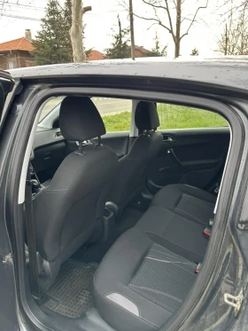 Peugeot 208, снимка 11