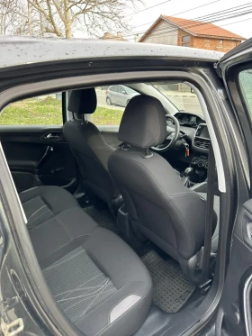 Peugeot 208, снимка 12