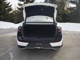 Toyota Crown Platinum AWD, снимка 11