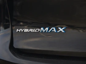 Toyota Crown Platinum AWD, снимка 12