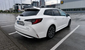 Toyota Corolla Touring Sport, 1.8 Hybrid, ГАРАНЦИОННА, снимка 4