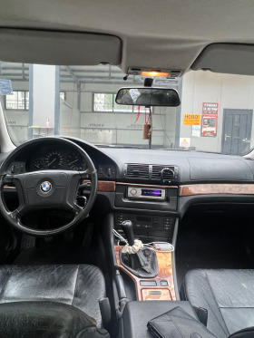BMW 520, снимка 10 - Автомобили и джипове - 45526732