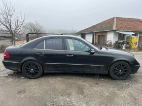 Mercedes-Benz E 320, снимка 4