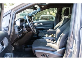 Chrysler Pacifica * Touring AWD| S Pkg| ACC| Blind Spot| Carplay| 1  - 46350 лв. / 23698.38 € - 91680839 8