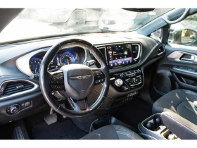 Chrysler Pacifica * Touring AWD| S Pkg| ACC| Blind Spot| Carplay| 1  - 46350 лв. / 23698.38 € - 91680839 7