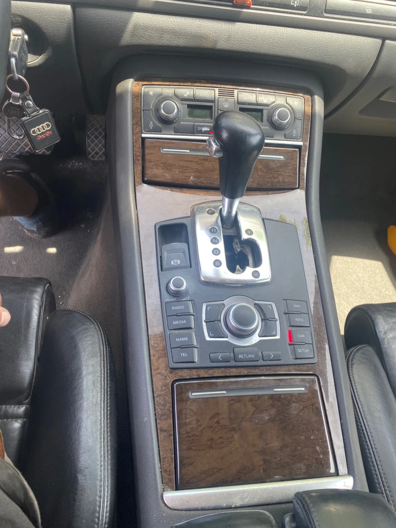 Audi A8 4.0tdi, снимка 10 - Автомобили и джипове - 46182220